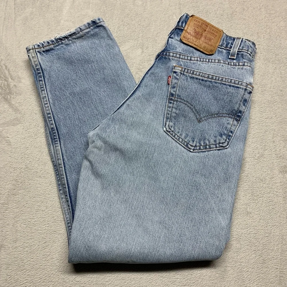Vintage Levi's 550 Relaxed Fit USA Denim‎ Jeans 32x32 (Fits 31x33) Red Tab 90's